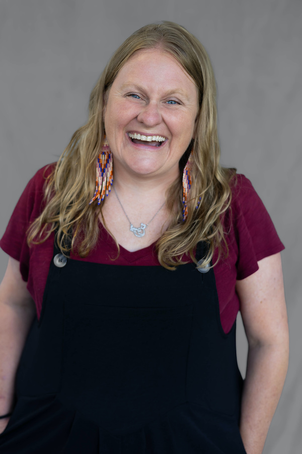 Jennifer Hand: Author